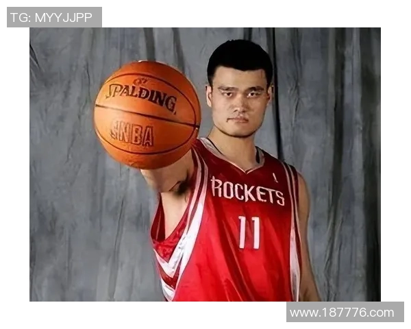 姚明肖像写实艺术探讨与篮球精神的深度融合之美 姚明肖像写实艺术探讨与篮球精神的深度融合之美