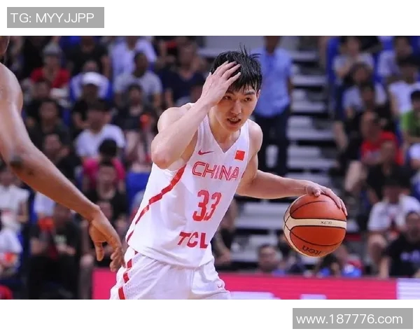 姚明进蓝:从篮球巨星到体育文化使者的传奇之路 姚明进蓝:从篮球巨星到体育文化使者的传奇之路