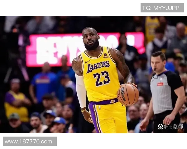 詹姆斯连续两场40+表现,湖人豪取七连胜!探讨超级巨星的无可替代性 詹姆斯连续两场40+表现,湖人豪取七连胜!探讨超级巨星的无可替代性